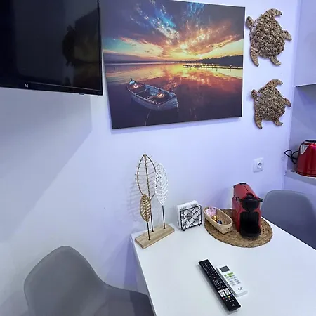 Premium Danai 14 アパート Paralía